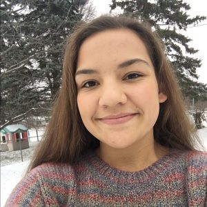 Meet your Posher, Maria